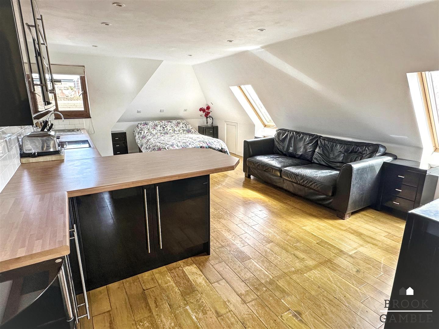 4 Bedroom House. Milton Road in Eastbourne,  29